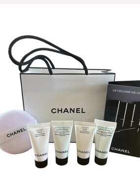 CHANEL Skincare and Mascara Travel Set - 7 pieces